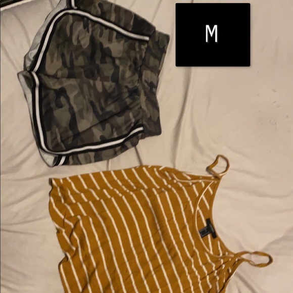 Jeans $10 shorts $3 shirts $5 - Picture 2 of 10